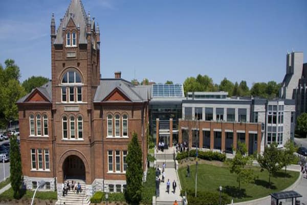 Queen's University campus 2
