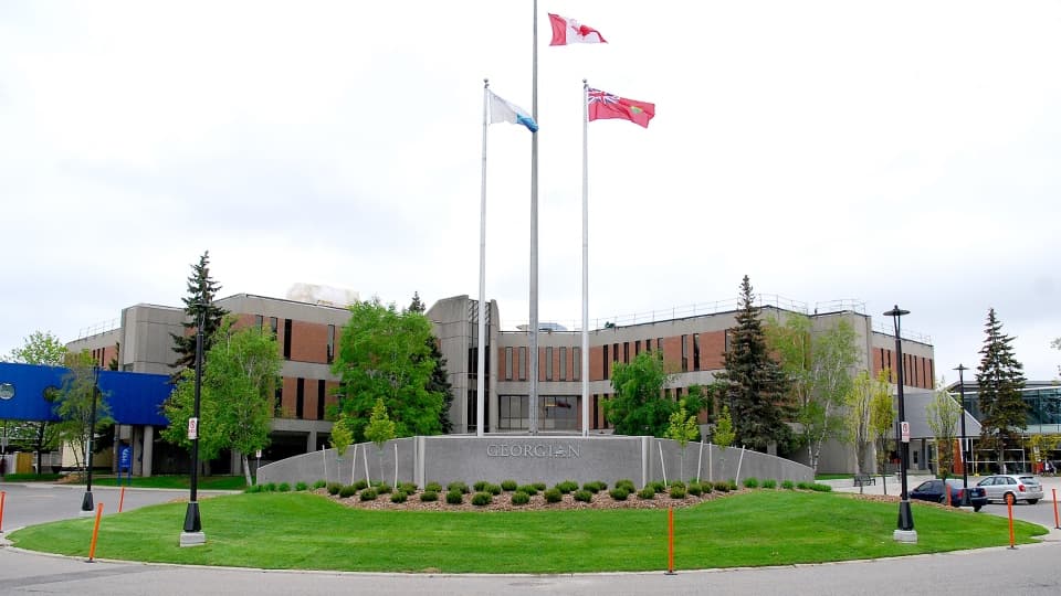 Lakehead University - Georgian Barrie Campus campus 3