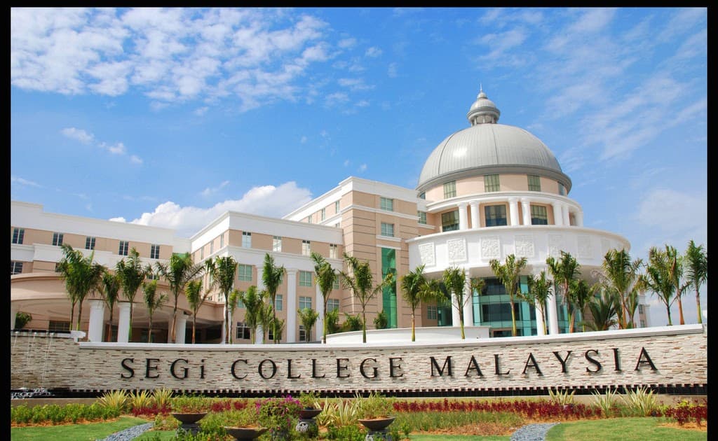 SEGi University & Colleges campus 3