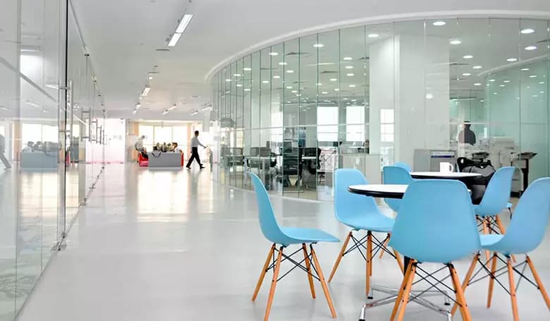 Hult International Business School (Dubai) campus 3