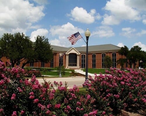 University of Mary Hardin campus 2