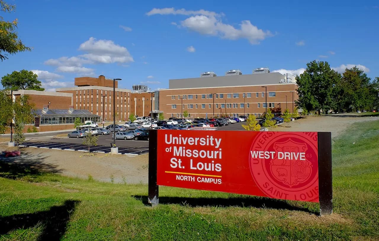 University of Missouri St. Louis campus 3