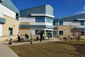 Red Deer Catholic International Ecole Secondaire Notre Dame High School campus 1