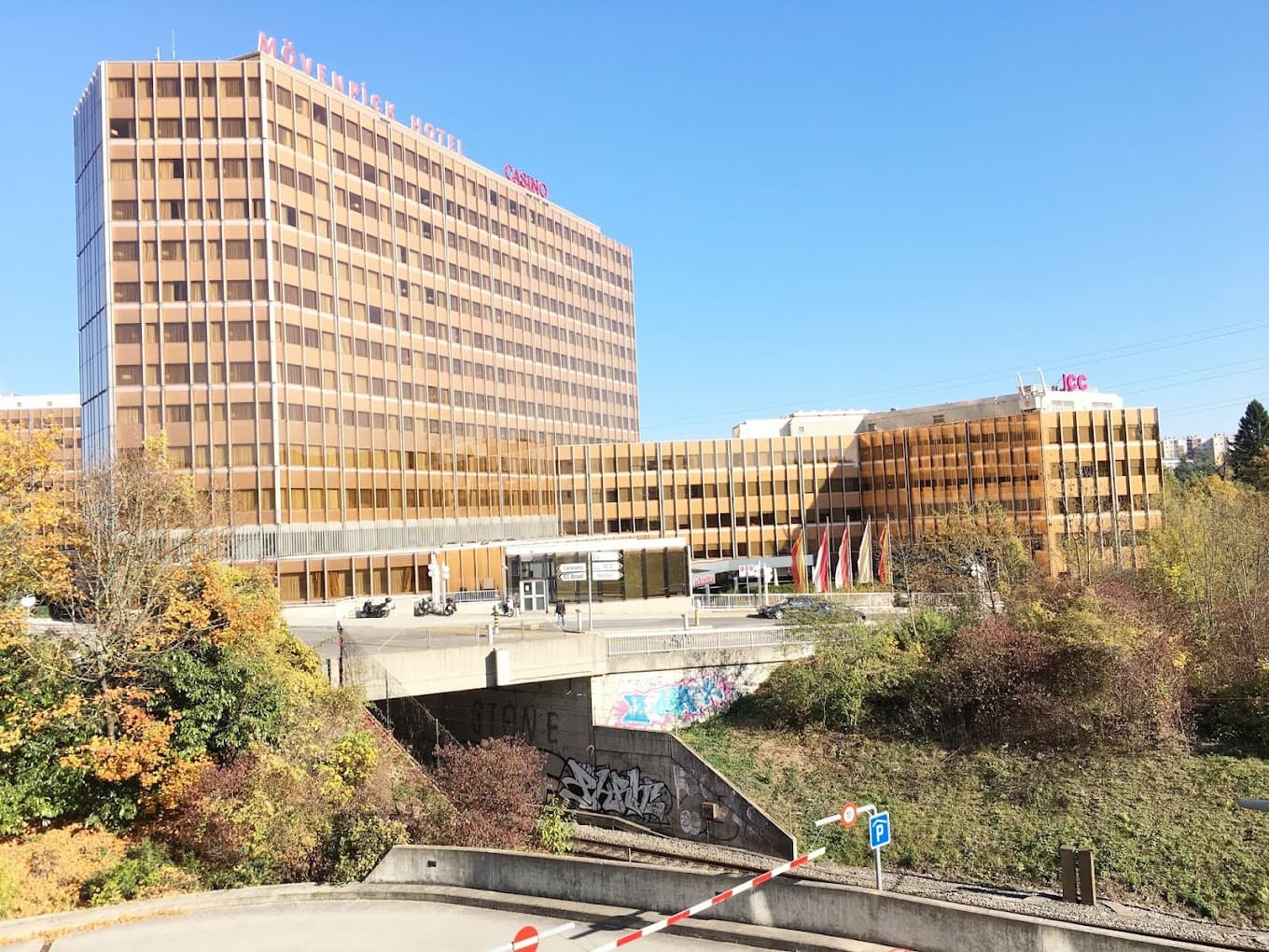 International University in Geneva campus 3
